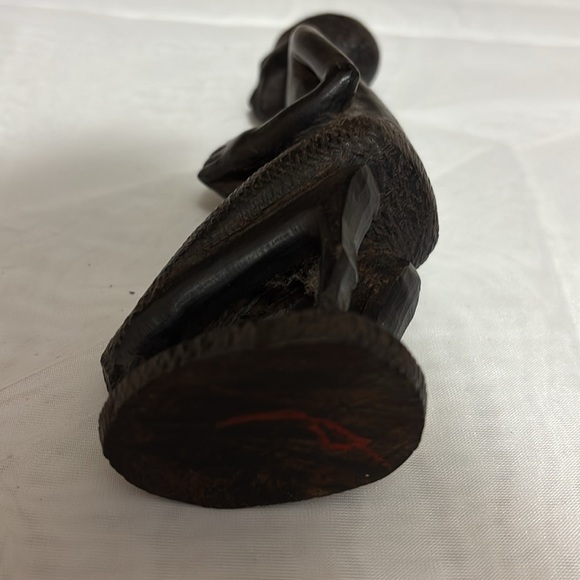 Wooden Hand carved Statue African man Praying Kneeling Figure Sculpture GLOBAL - Picture 5 of 7